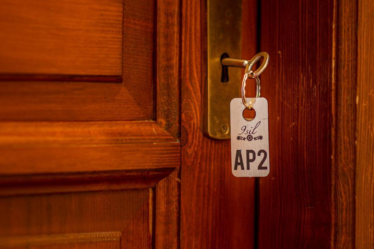 9 Sil Murowany Dom Bukowina Tatrzanska Bagian luar foto